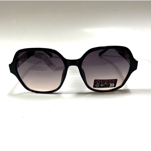 New GUESS Oversized Square Sunglasses GO00091 Acetate Black Classic Rhinestones
